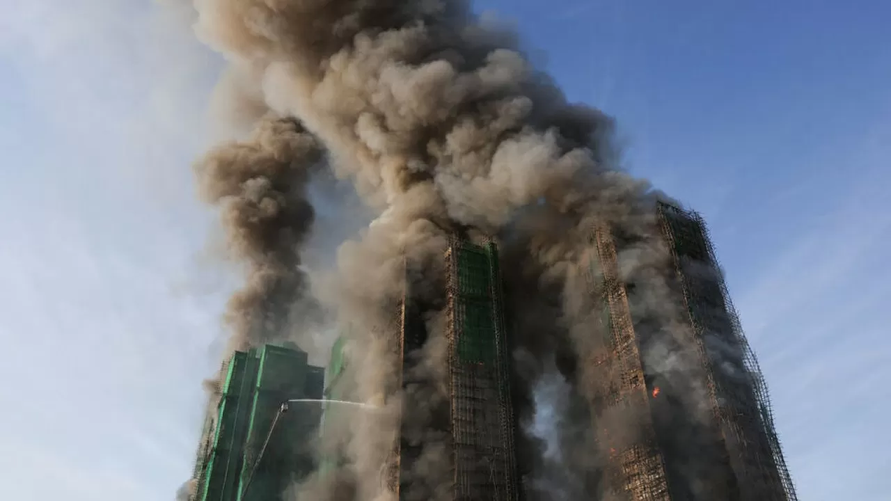 В Гонконге более 2 тыс. человек остались без жилья 