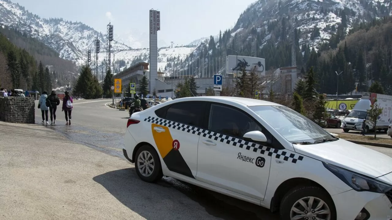 Монополияға қарсы агенттік Яндекс таксиге бағасына қатысты ескерту жасады