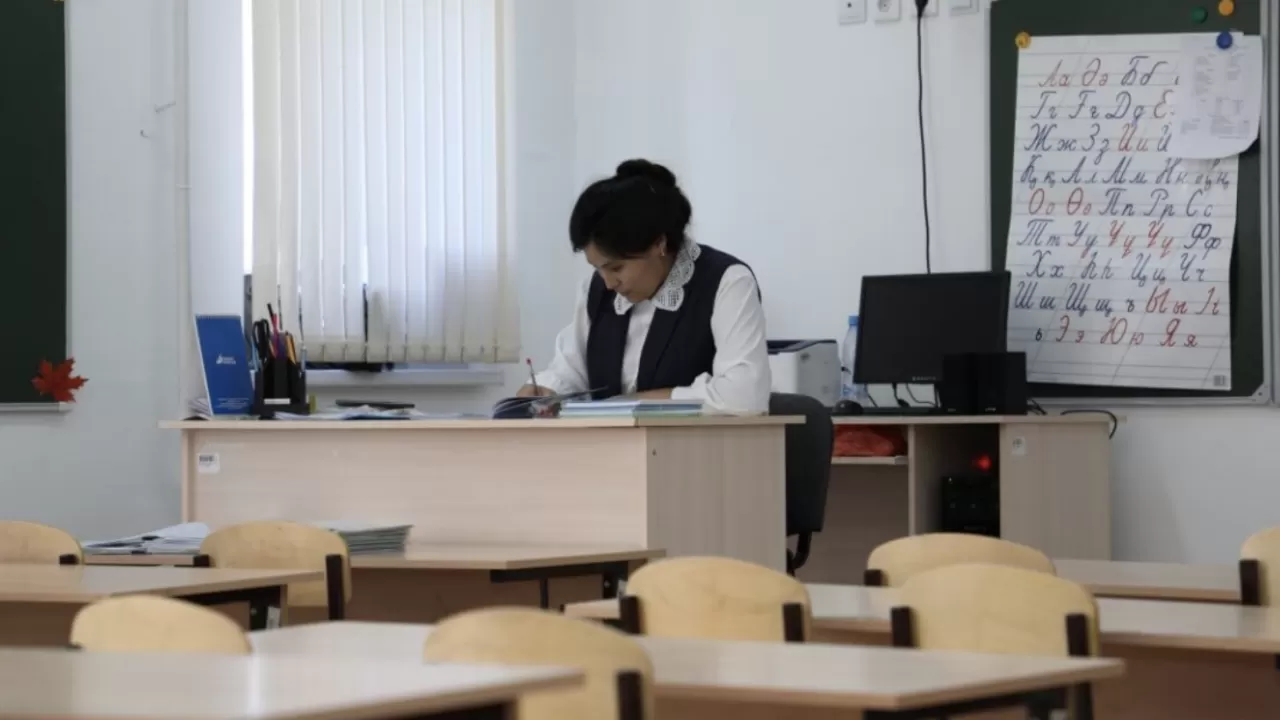 Ерейментаулық 1700-ден аса мұғалімнің еңбекақы қарызы өтелді