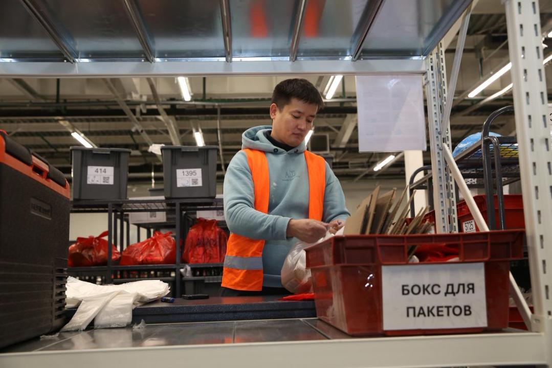Алматыда онлайн тапсырыстарды жедел жеткізуге арналған жаңа тарату орталығы ашылды