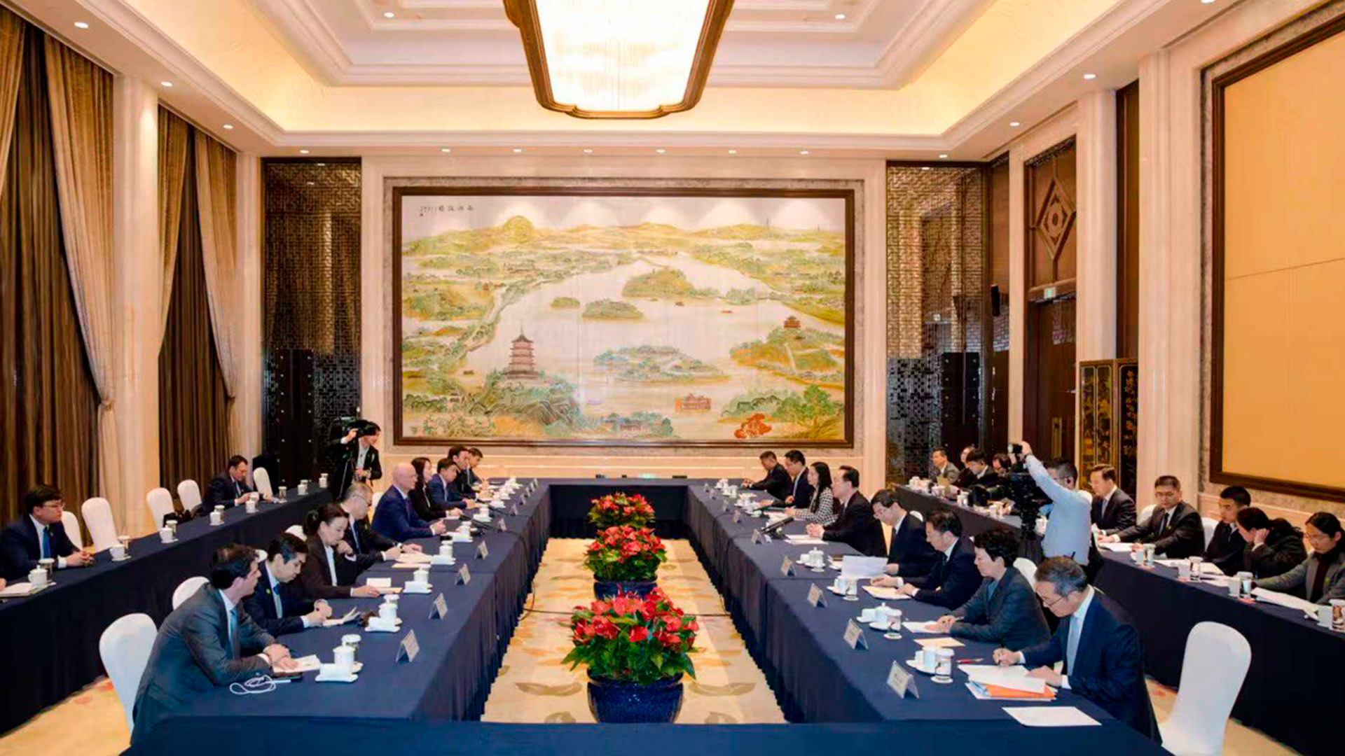 Қытай компаниялары Қазақстандағы заманауи өндіріс жобаларын қолдауға дайын