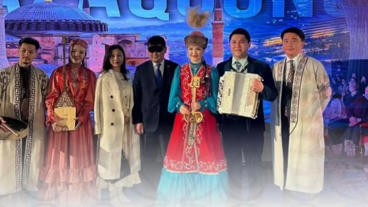 Қазақтың ұлттық мұрасы Ыстанбұл сахнасында жаңаша жаңғырды