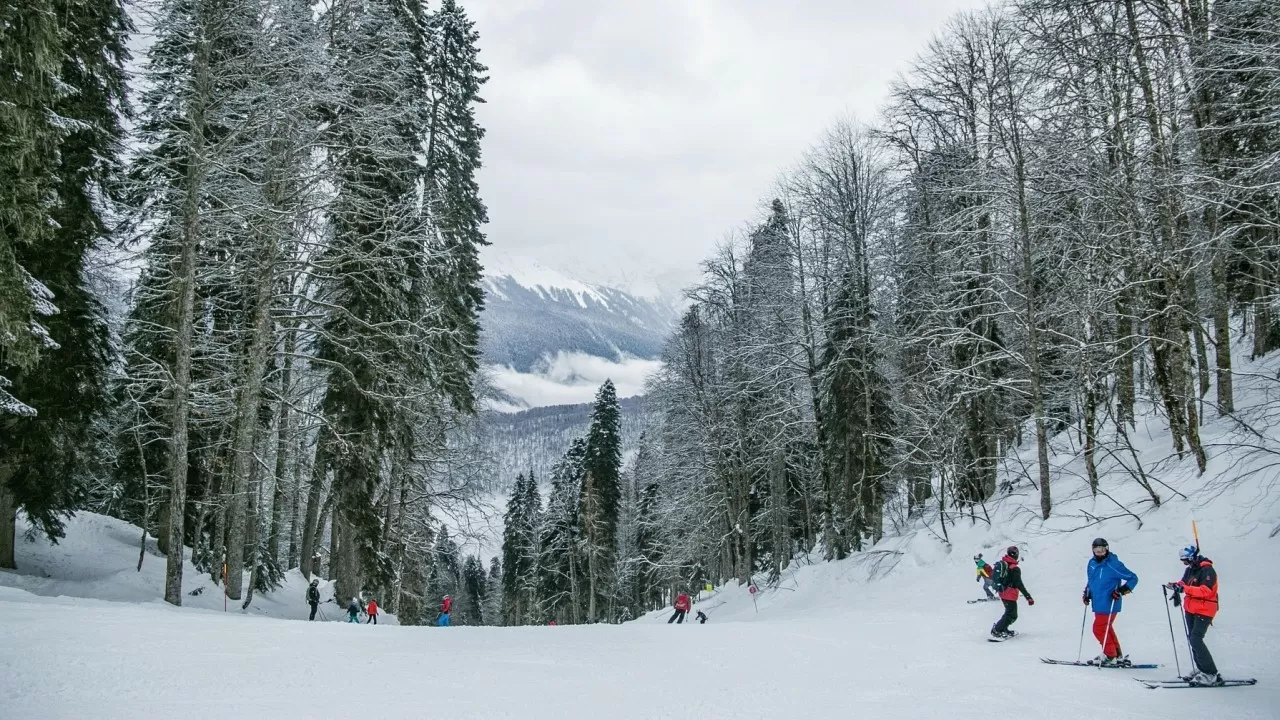 Казахстан вошел в топ-7 популярных туристических направлений Китая 