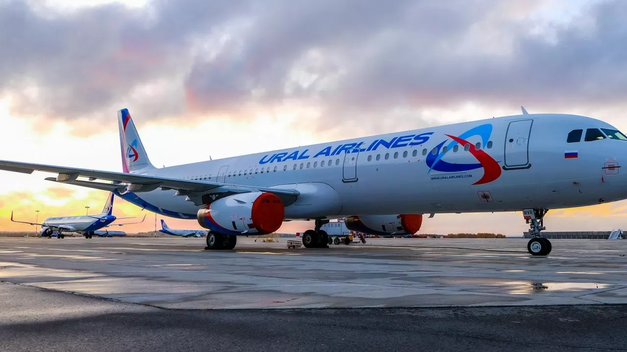 Қозғалтқышы сөндірілген ресейлік жолаушылар ұшағы Ашхабадқа шұғыл қонды