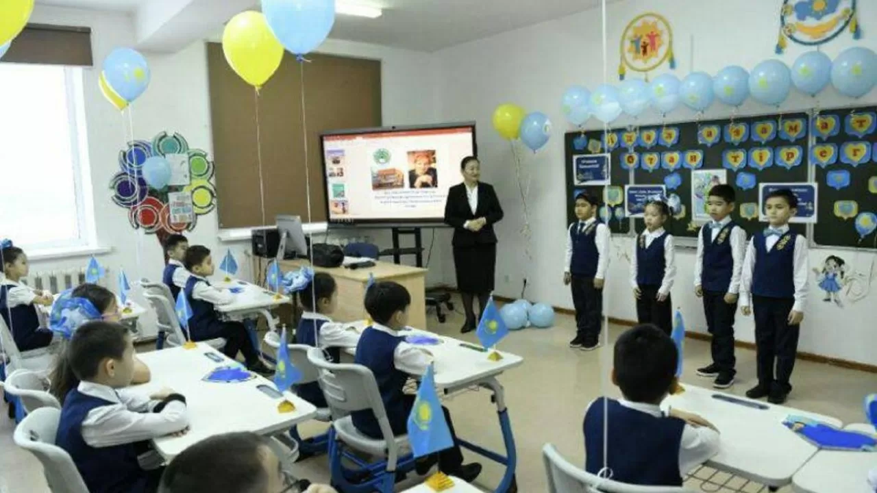 Школа-гимназия имени Фаризы Онгарсыновой отметила 10-летий юбилей