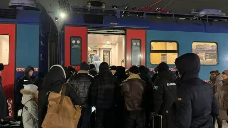 Жолда қалып қойғандар үшін ҚТЖ қосымша 13 пойызды іске қосты 