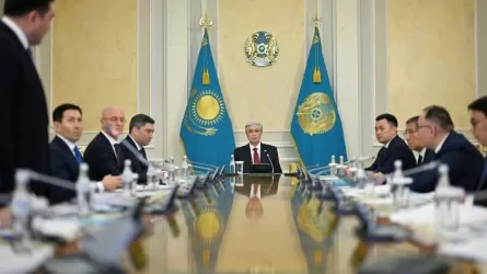 Пересмотреть тарифы на услуги казахстанских аэропортов поручил Токаев