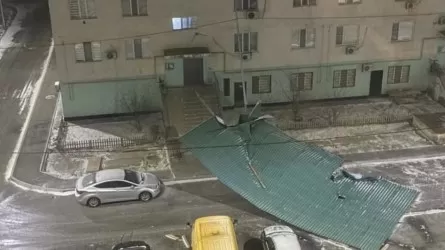 В Атырауской области подсчитывают убытки после урагана