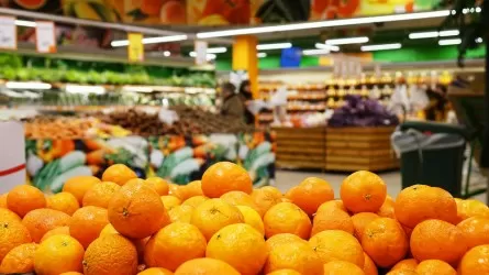 Какие фрукты казахстанцы едят чаще мандаринов 