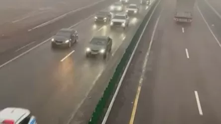 Қарағанды облысында жабық жолдардан 600-ден астам көлік қауіпсіз жерге шығарылды
