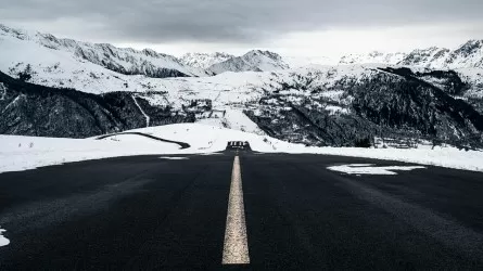 В трех областях Казахстана открыли ключевые автодороги 