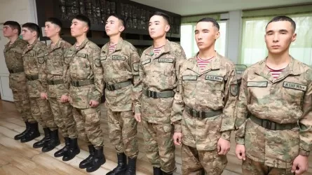 Ұлттық ұлан сапында 4 егіз әскери борышын өтеп жүр