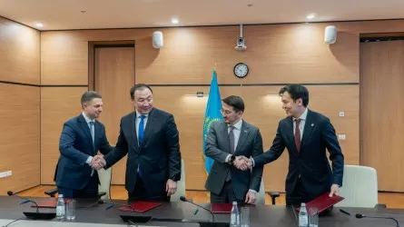 Астанада жүргізушісіз такси жобасын іске қосу туралы меморандумға қол қойылды