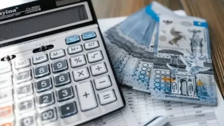 Казахстанцы не смогут снять пенсионные излишки по еще одной причине 