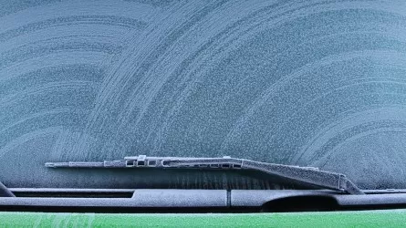 Автобус из России перевернулся в Казахстане: погибли 5 человек 