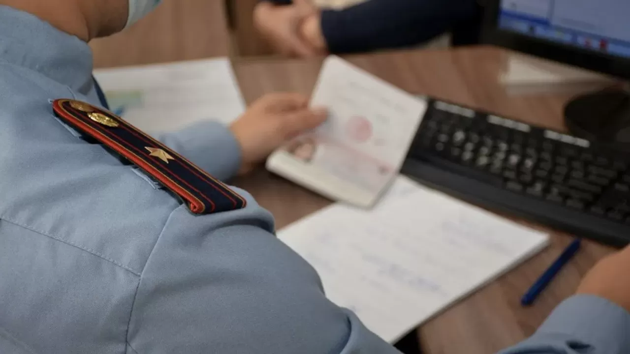  Астанада көші-қон заңнамасын бұзған шетелдік ел аумағынан шығарылды