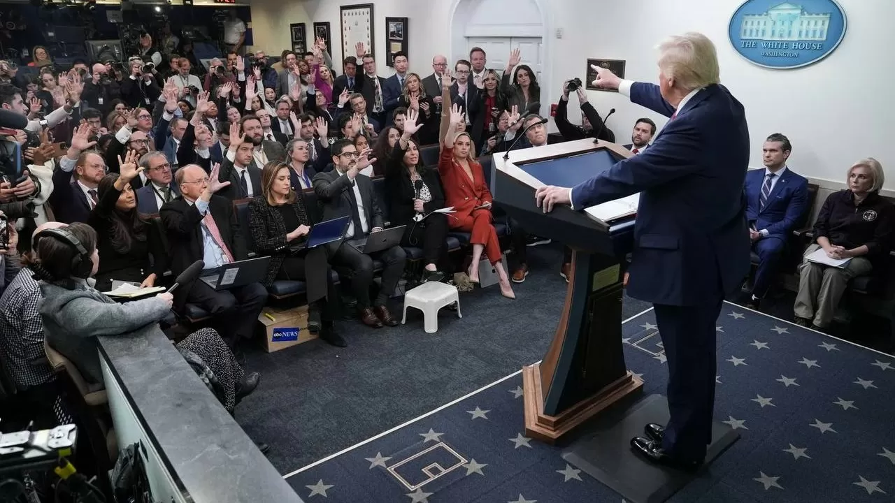 Ақ үй БАҚ-қа арналған "ұят тақтасын" жасады