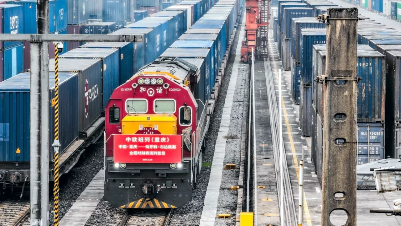 Чунцин – Будапешт бағыты бойынша тұрақты жүк тасымалы басталды