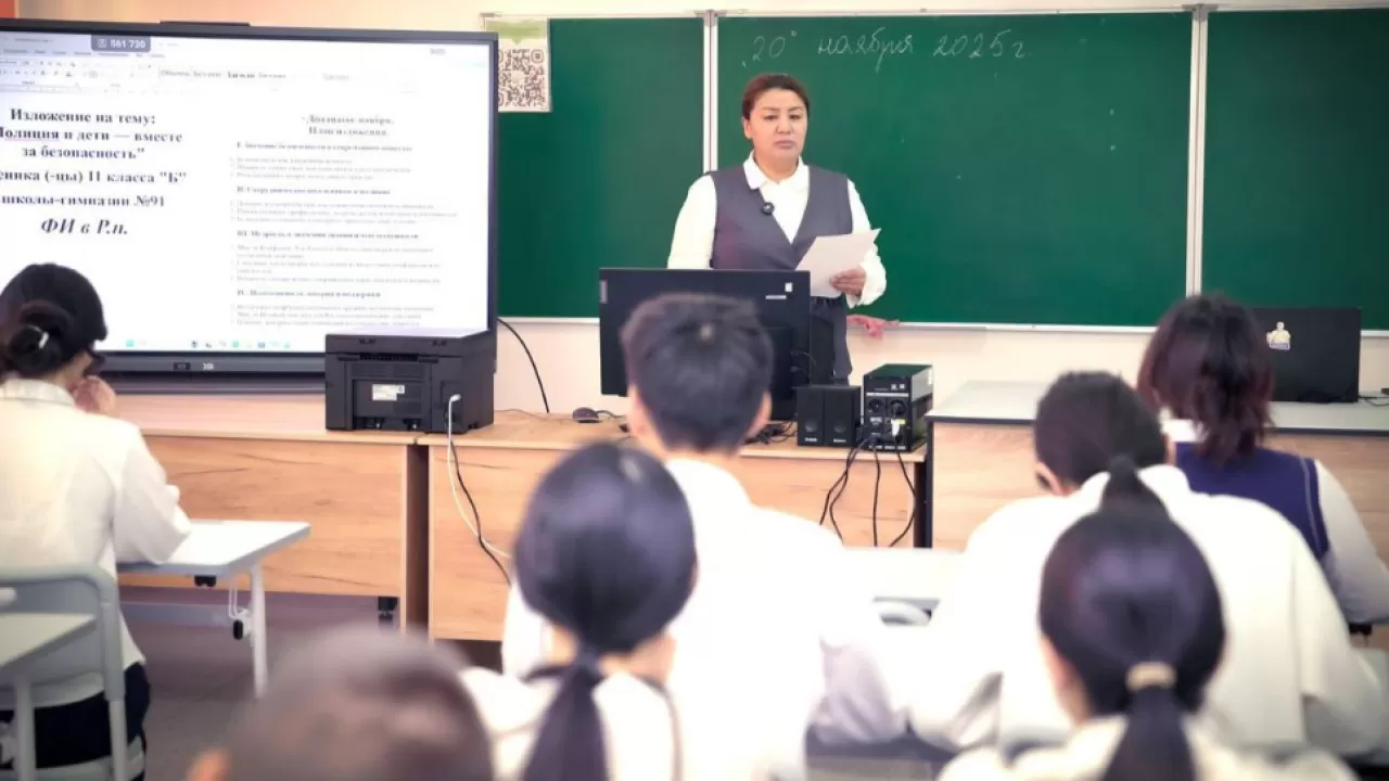 Нарушений прав учителей стало в три раза меньше в Казахстане 