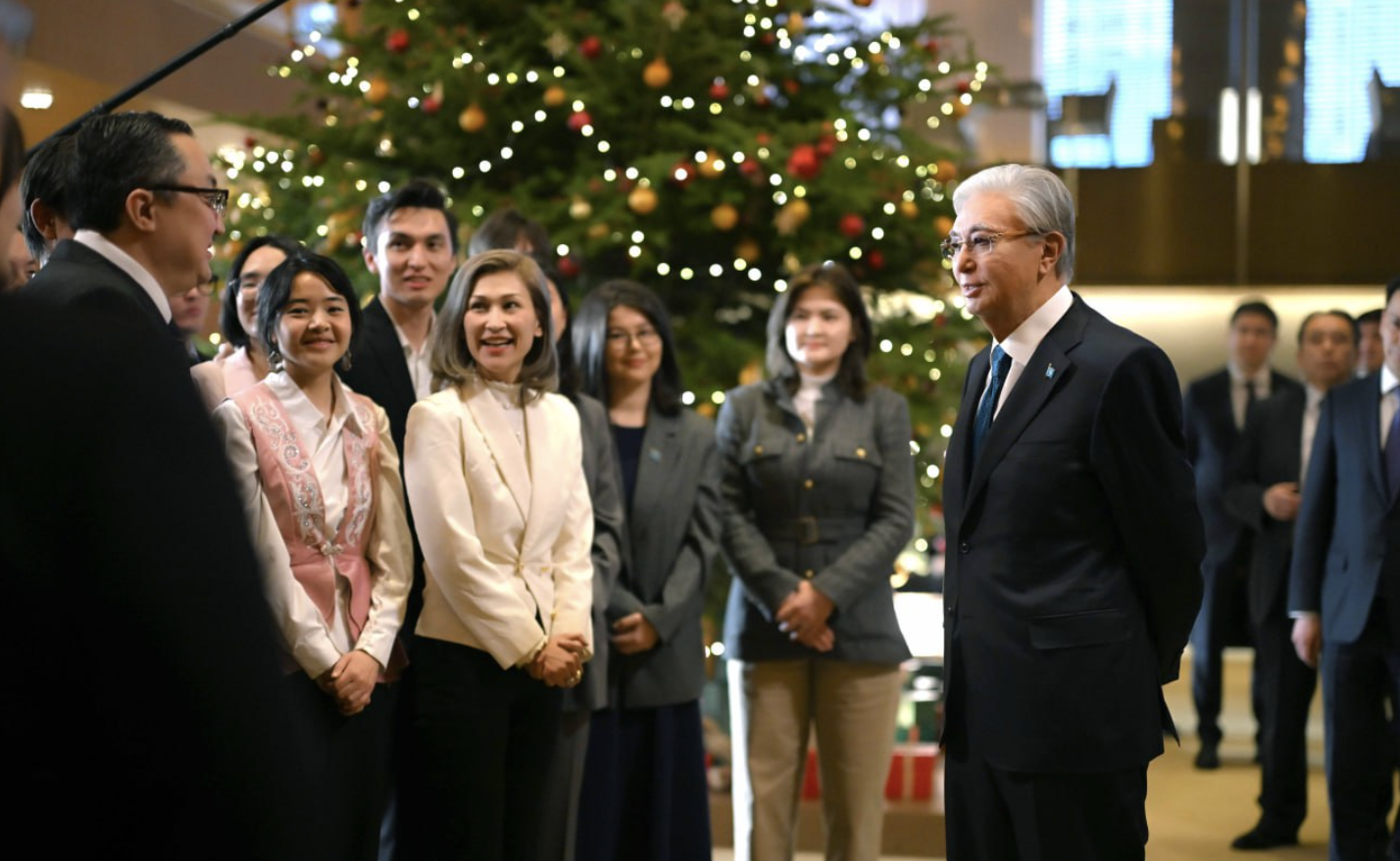 О своих профдостижениях рассказали Токаеву работающие в Японии казахстанцы