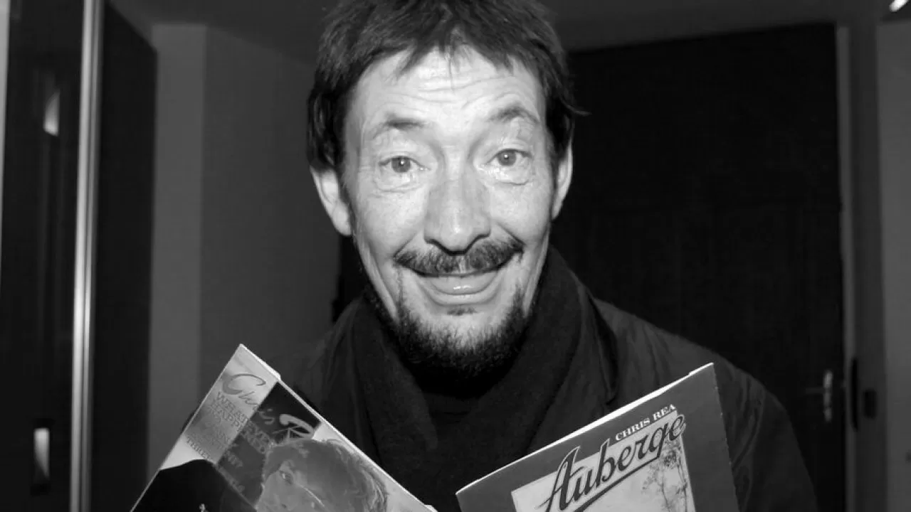 Умер британский певец Крис Ри
