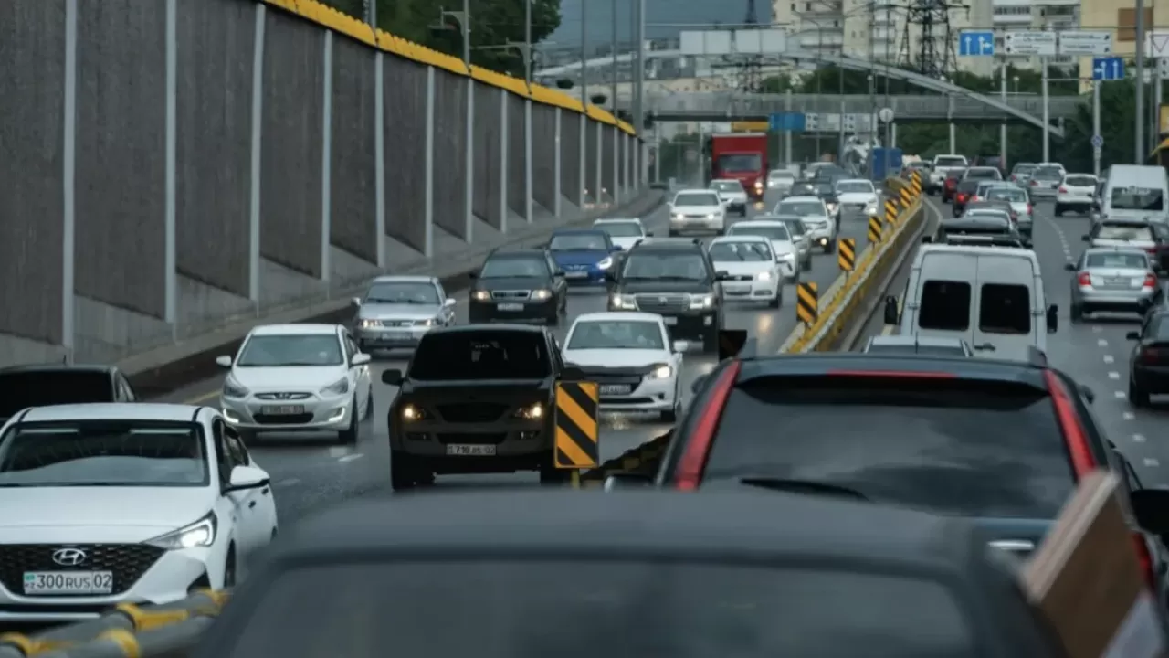 Астанада көлік қозғалысы ең тығыз 15 жолайрығы анықталды