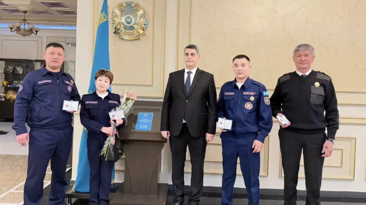Маңғыстаулық құтқарушылар Әзербайжан ТЖ министрінің бұйрығымен марапатталды