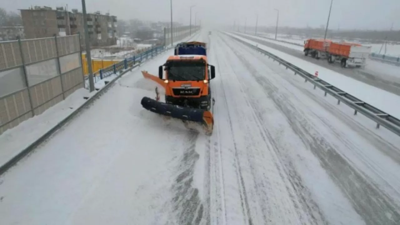 Үш облыстағы республикалық жолдарда көлік қозғалысына шектеу қойылды