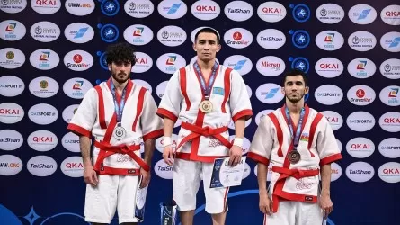 Балуандарымыз Үндістанда қазақ күресінен 3 алтын еншіледі