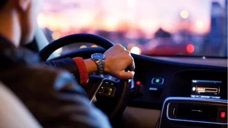 Водителя BMW арестовали за опасные маневры в Астане