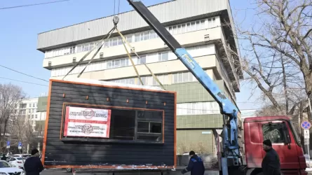 Алматыда тағы 211 заңсыз сауда нысаны бұзылды