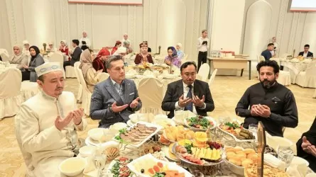 Қарыз алып, ауызашар беруге бола ма?