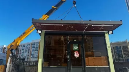 В Астане демонтировали незаконно установленные киоски 