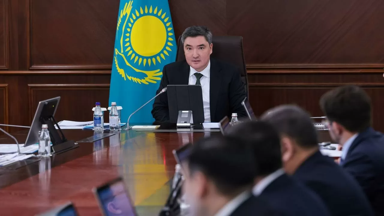 "Ауыз толтырарлық нәтиже жоқ": Олжас Бектенов Экология министрінің жұмысына шүйлікті