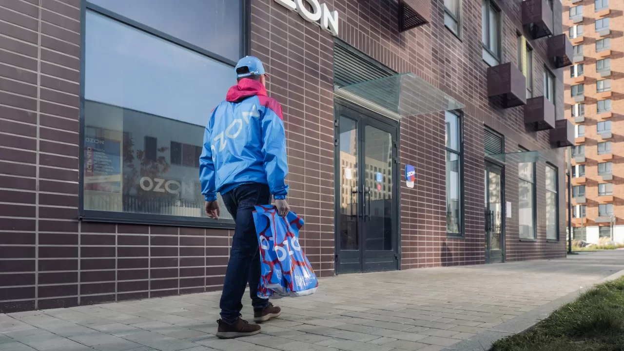 Ozon Қазақстан киімдерге кейінгі төлем қызметін іске қосты