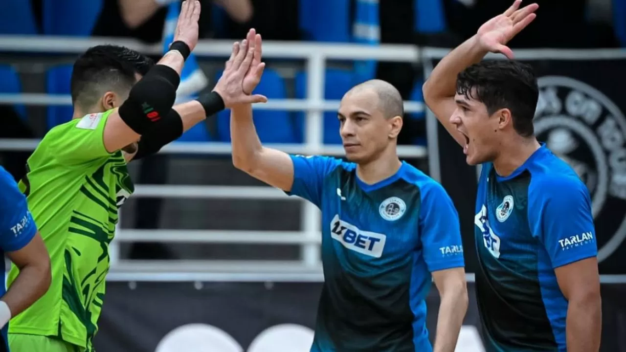 Футзалдағы сенсация: "Семей" "Қайратты" ойсырата жеңіп, Қазақстан Кубогын иеленді
