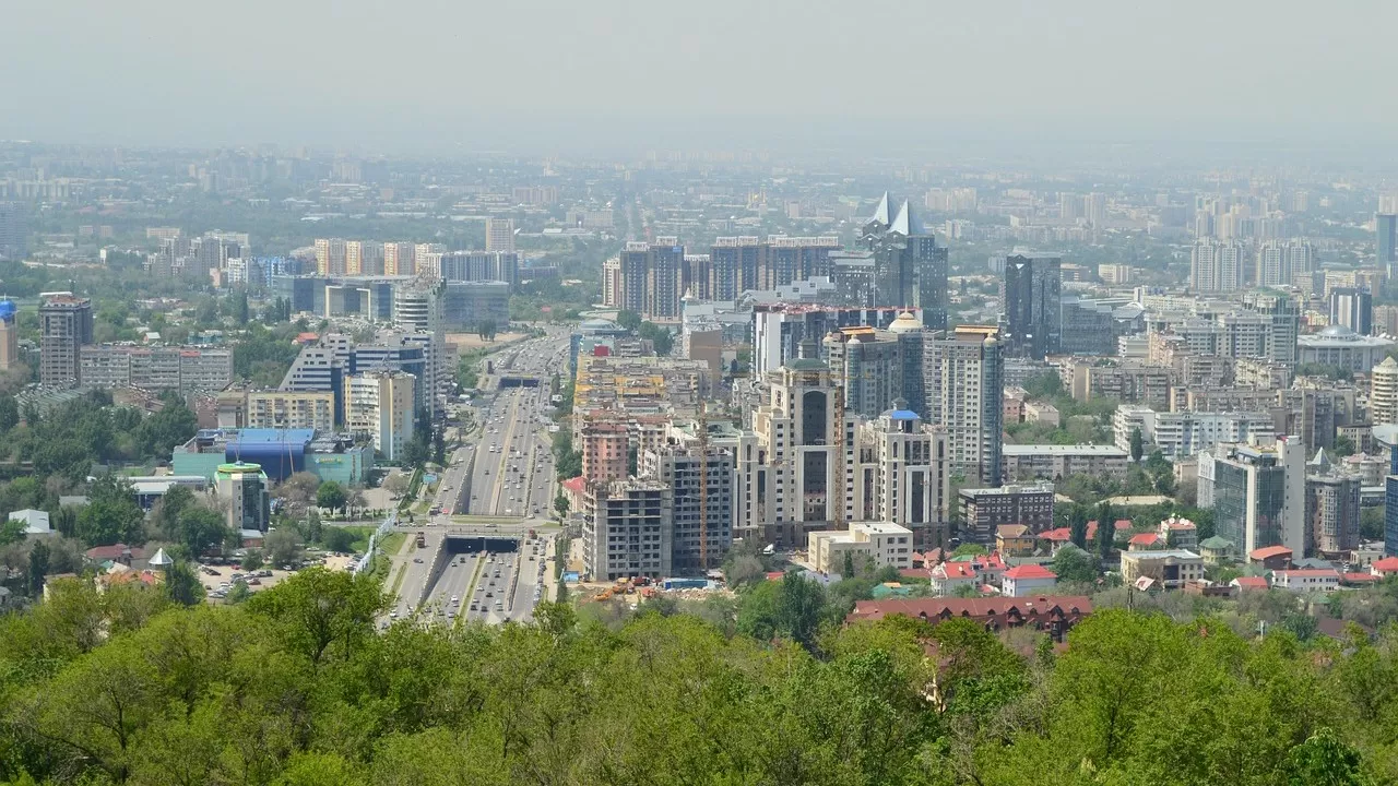 Незаконную аренду госжилья намерены взять под контроль в Алматы 