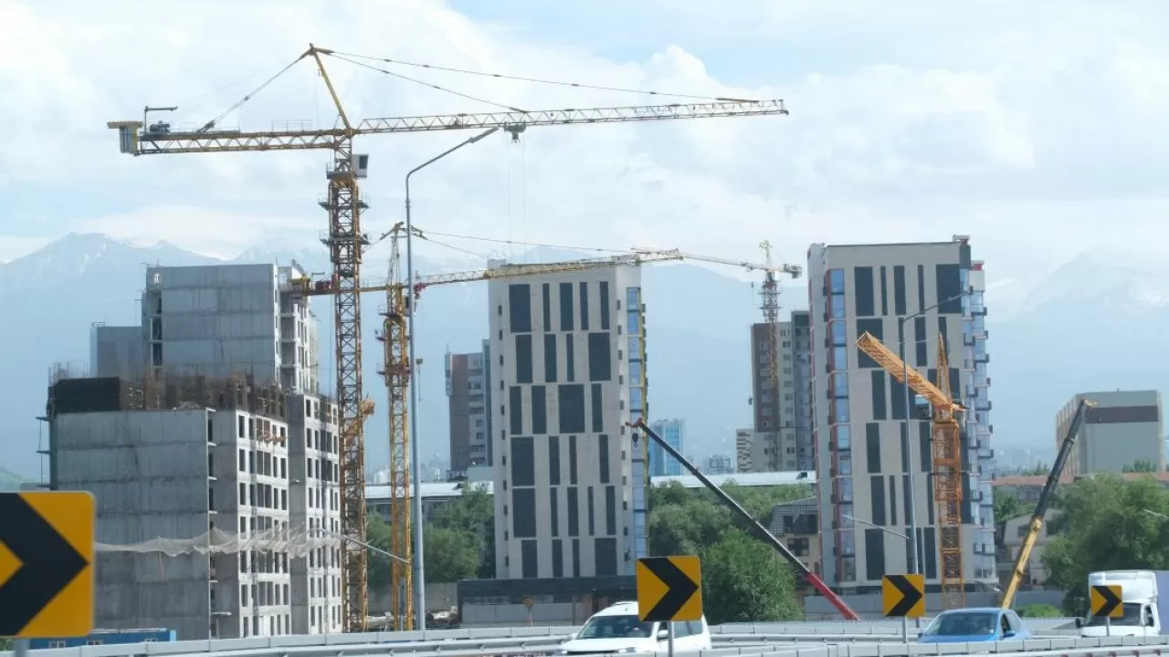 Алматының тау бөктерінде құрылыс жүргізуге тыйым салына ма?