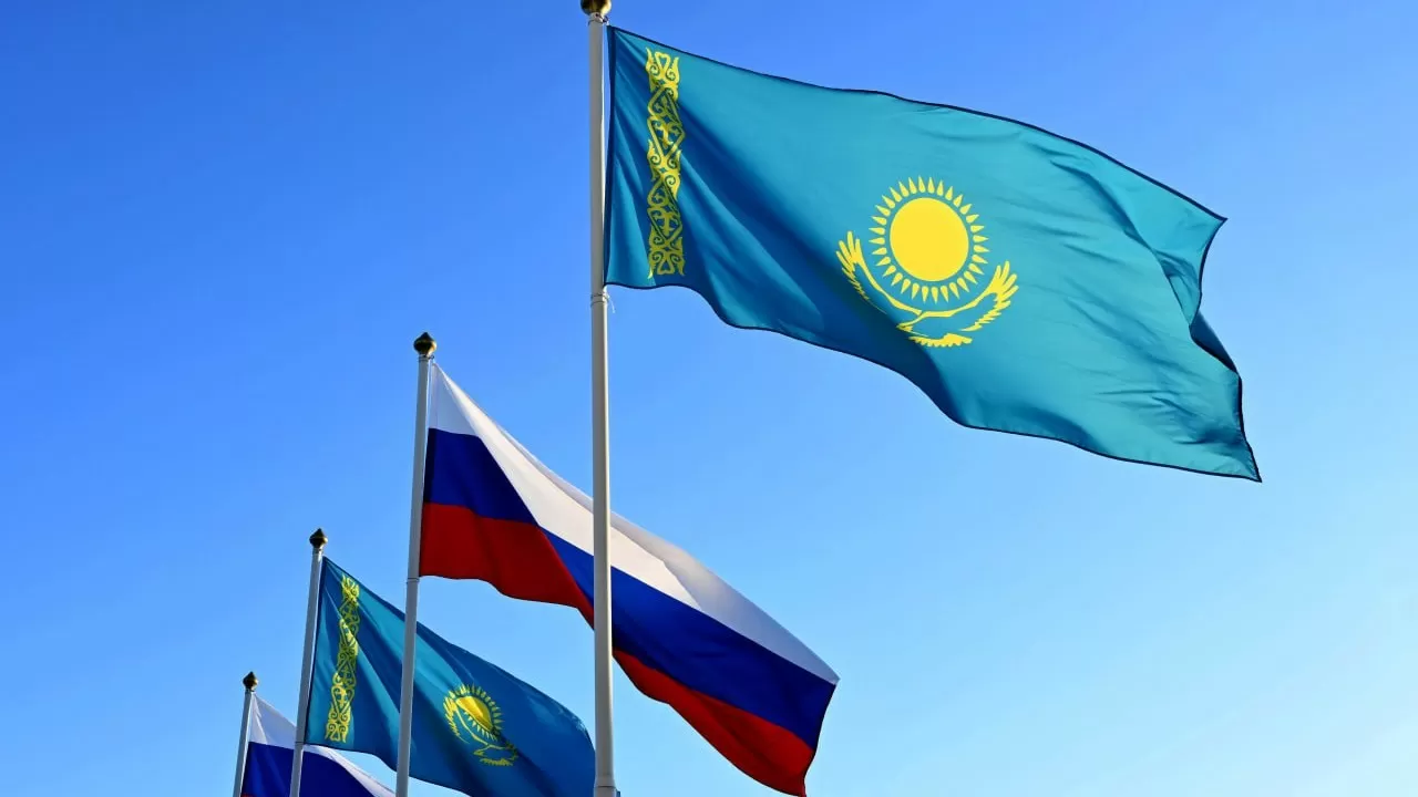 Ресей ең қымбат қазынасын Қазақстанға берді
