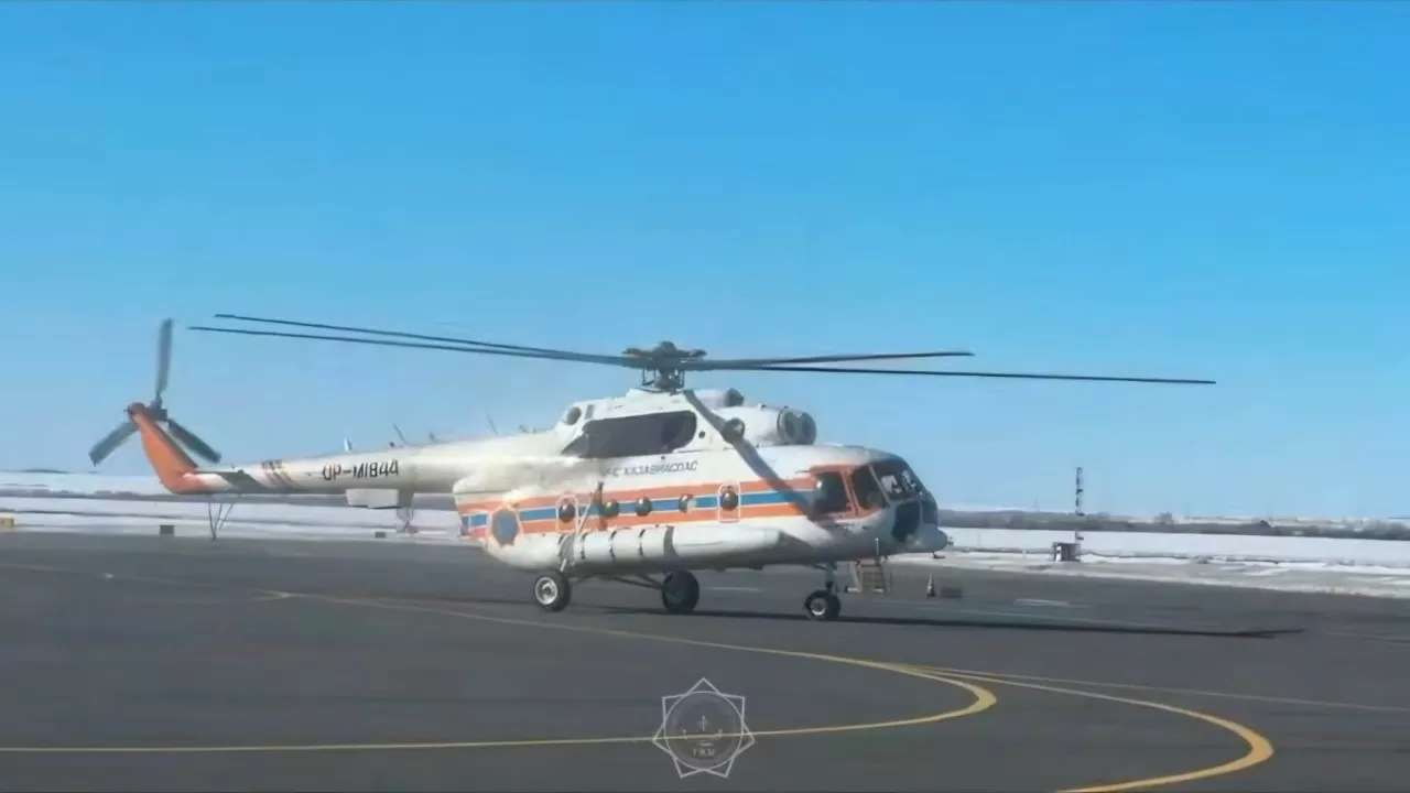 В ВКО ребенка экстренно доставили в больницу на вертолете