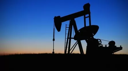 Нефть Brent и WTI в минусе  