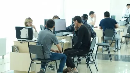 Елнұр Бейсенбаев жұмыссыздыққа қатысты статистиканы «бұрмаламауға» шақырды 