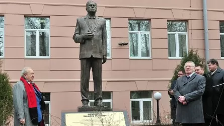 Жириновскийге Алматыдан ескерткіш бұйырмайтын болды 