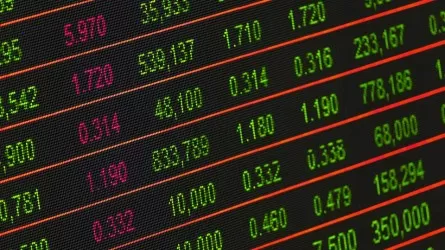 Только в помещениях обменного пункта разрешат размещать информстенды с курсами валют 