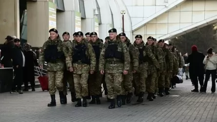 Әскери парадқа қатысушылардың алғашқы легі елордаға келді