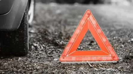 Три человека погибли в ДТП в Атырауской области