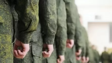 Токаев подписал закон о требованиях к поступающим на воинскую службу в резерве