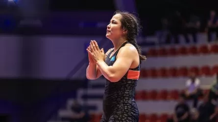 Казахстану гарантирована медаль чемпионата Азии по женской борьбе