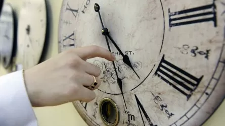 Отдельного исследования о смене часового пояса не было, госорганы собрали все имеющиеся данные  