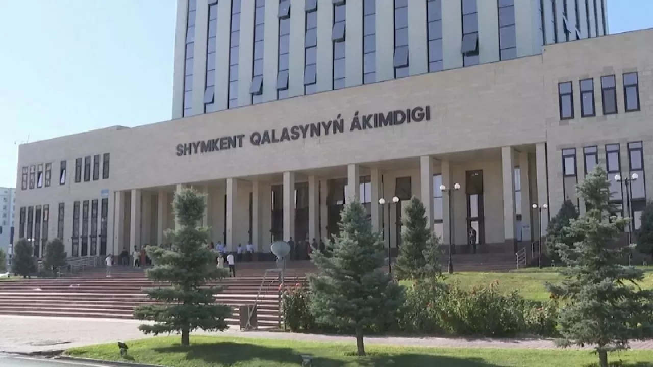 Шымкент әкімінің Берденовке жасалған шабуылға пікір білдірмеу себебі айтылды